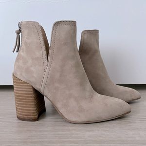 NWT Steve Madden Thrived Ankle Boots